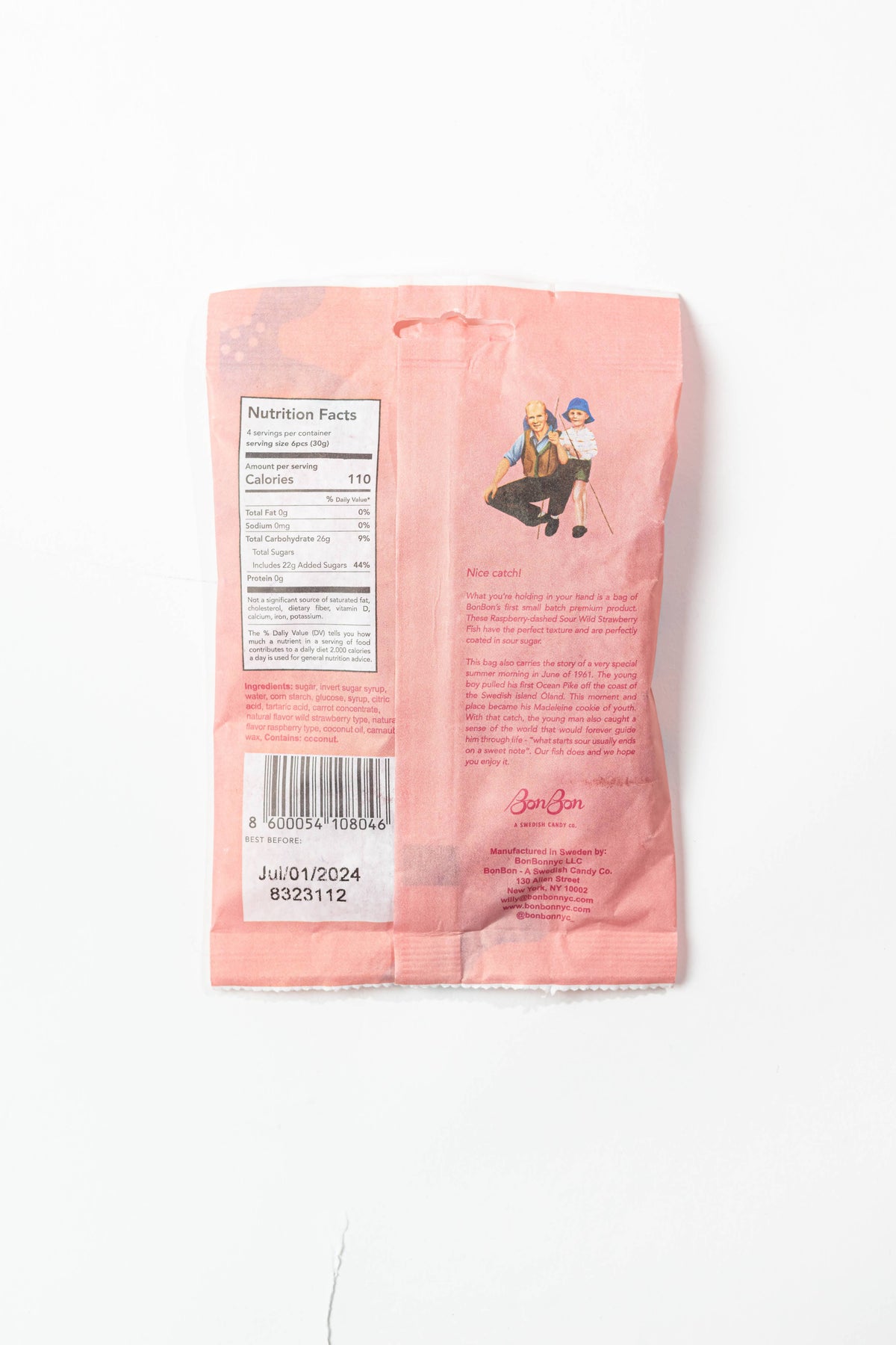 BonBon Sour Wild Strawberry Fish - Swedish Candy 5.2oz (150g)